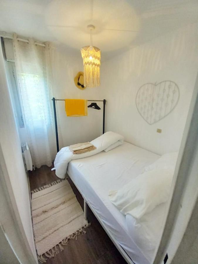 Vacances Avec Piscine Et Entree Autonome Dans Jolie Appartement Jusqu'A 4 Personnes Serignan Exterior photo